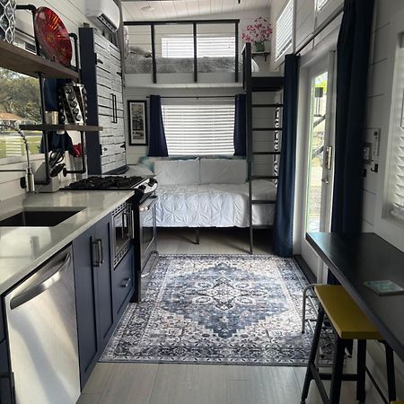 הוילה Pet Friendly, Modern Tiny House In Vibrant קלרמונט מראה חיצוני תמונה