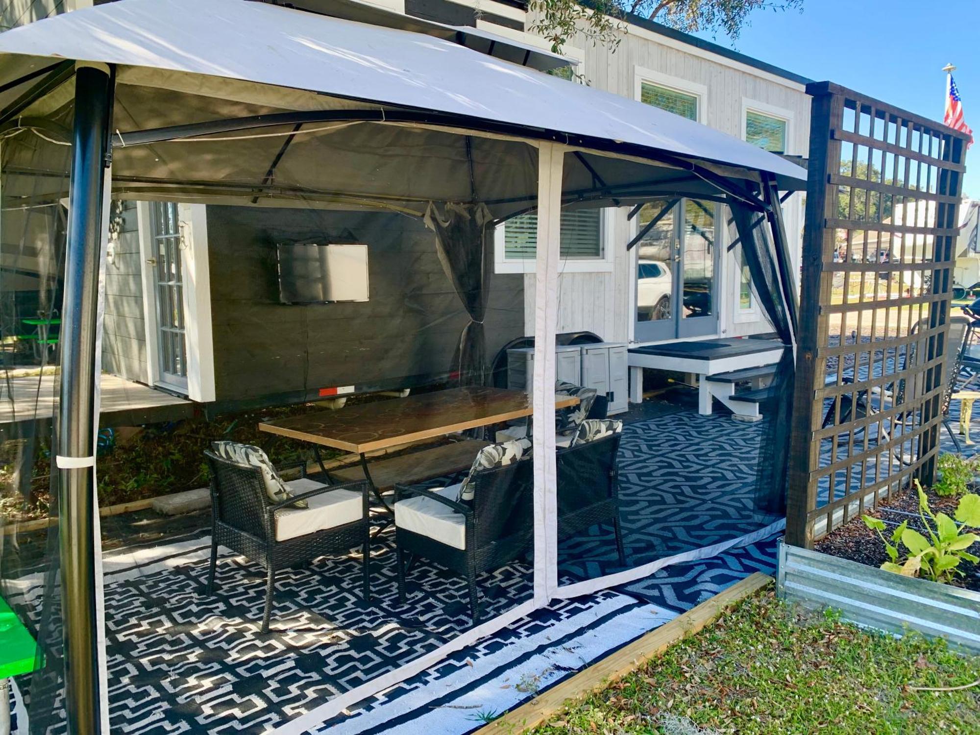 הוילה Pet Friendly, Modern Tiny House In Vibrant קלרמונט מראה חיצוני תמונה