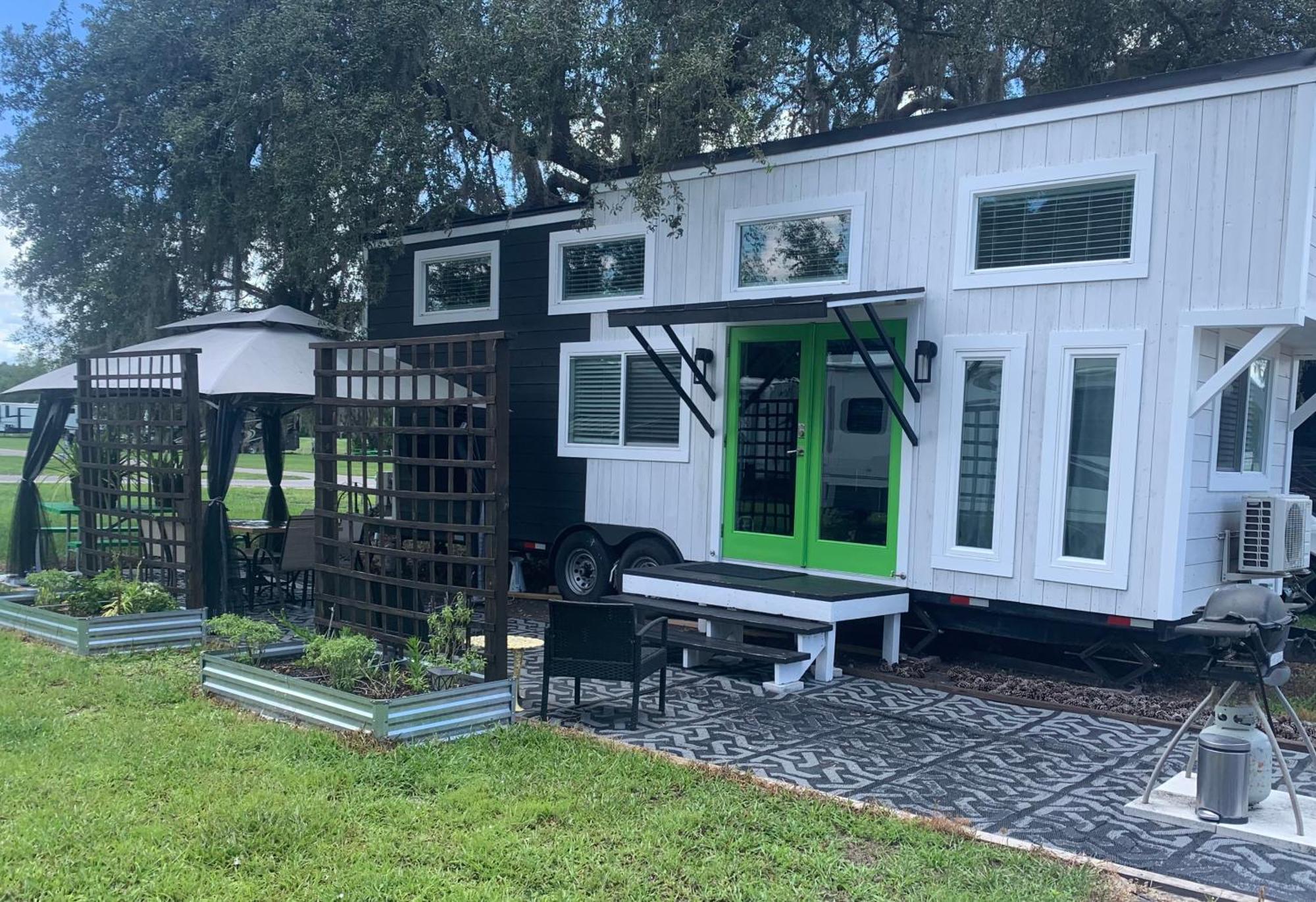 הוילה Pet Friendly, Modern Tiny House In Vibrant קלרמונט מראה חיצוני תמונה